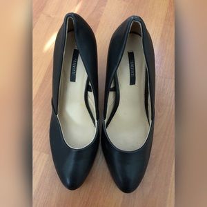 Forever 21 Black Pumps